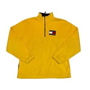 Bootleg Tommy Hilfiger Fleece - size medium